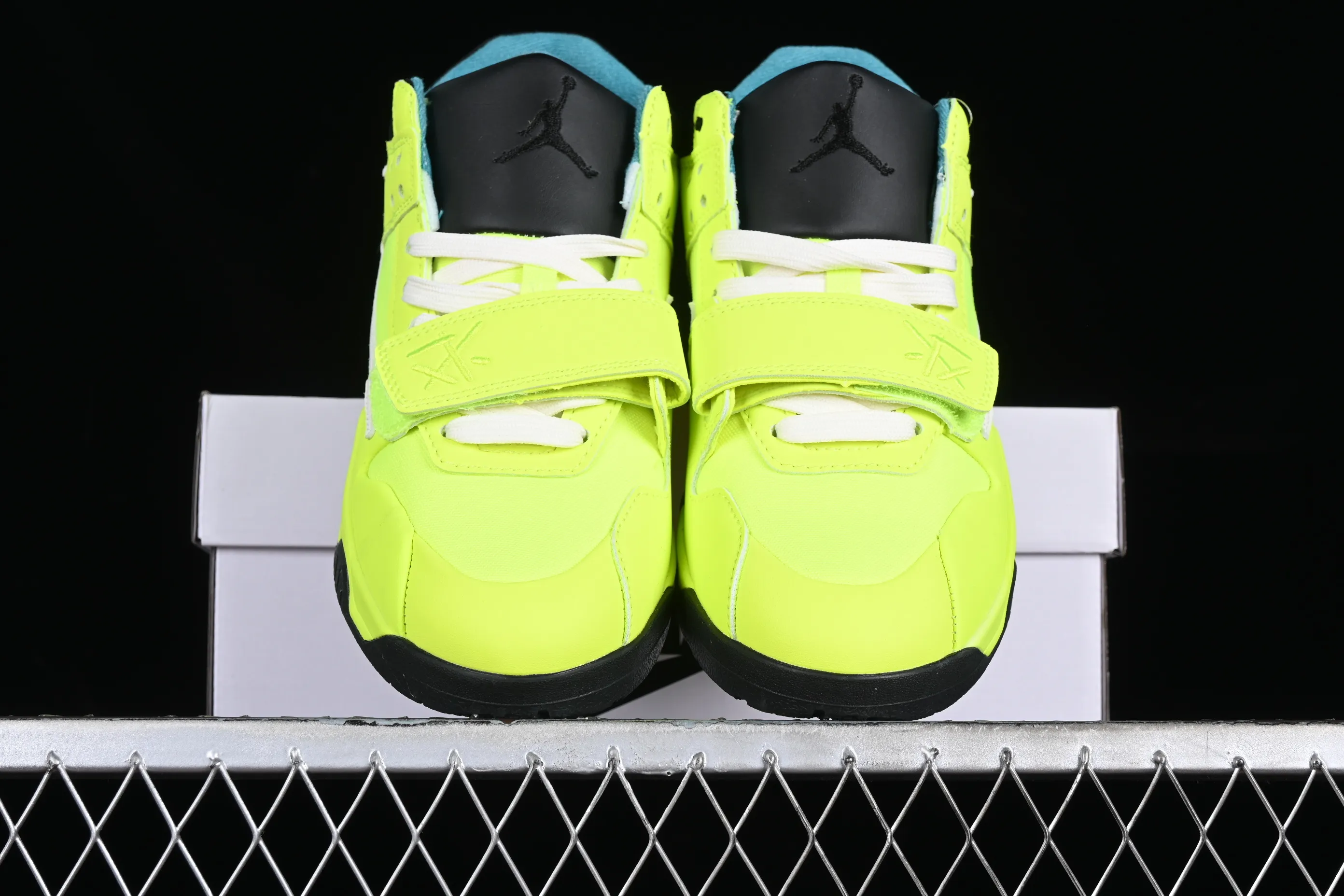 All Categories Air Jordan Jordan Series Basketball Shoes Air Jordan 1 Low Travis Scott x Jordan Cut The Check AJ1 Joe 1 Hook Velcro Fashion Basketball Shoes FZ8117-309